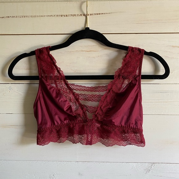 Victoria Secret Lace/Satin bralette - Picture 1 of 4